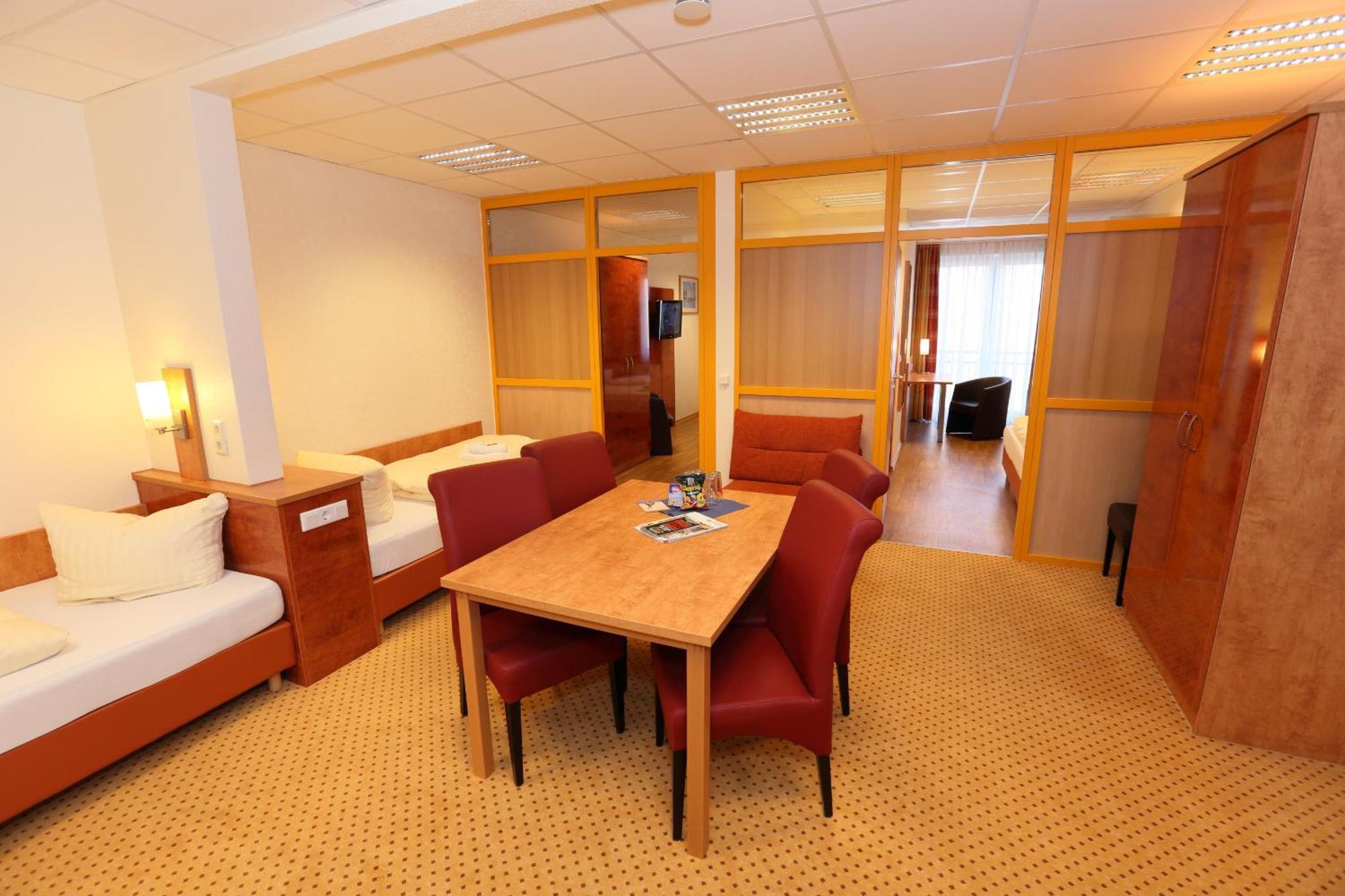 Hotel Am Holzhafen Stade Exteriör bild